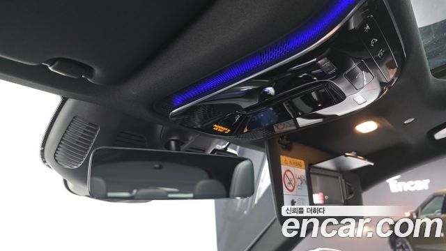 Mercedes-Benz GLC-Class 2025 — photo 30