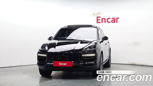Porsche Cayenne 2019 — photo 3