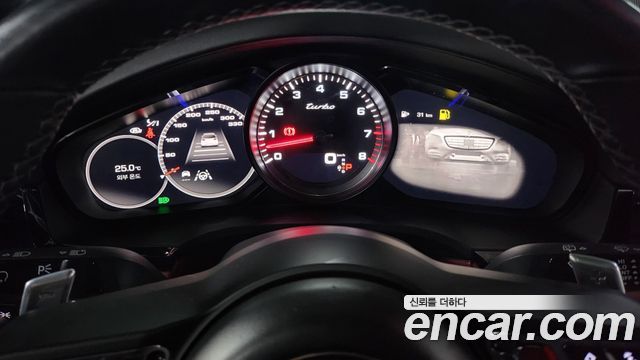 Porsche Cayenne 2019 — photo 11