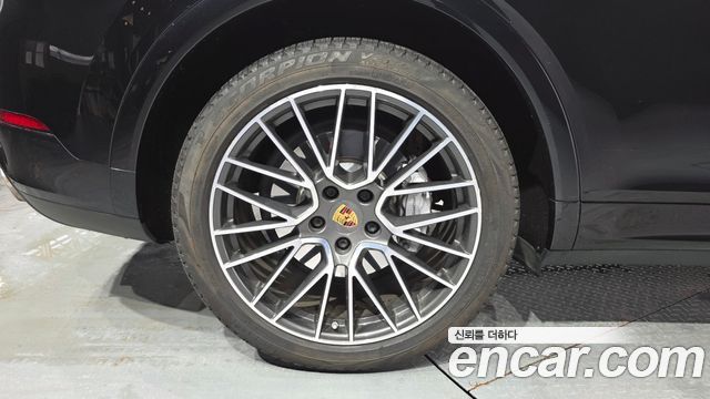 Porsche Cayenne 2019 — photo 7