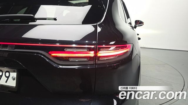 Porsche Cayenne 2019 — photo 9
