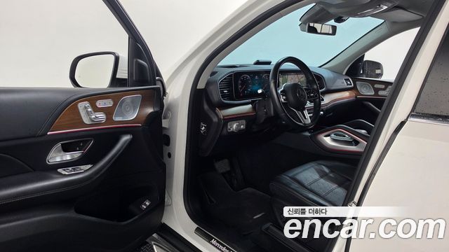Mercedes-Benz GLE-Class 2019 — photo 10