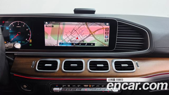 Mercedes-Benz GLE-Class 2019 — photo 13