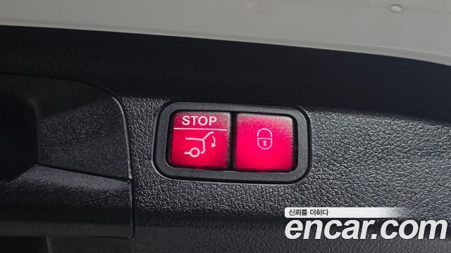 Mercedes-Benz GLE-Class 2019 — photo 16