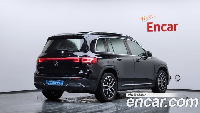 Mercedes-Benz EQB 2023 — photo 2