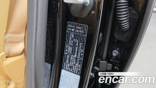 Kia K9 2022 — photo 25
