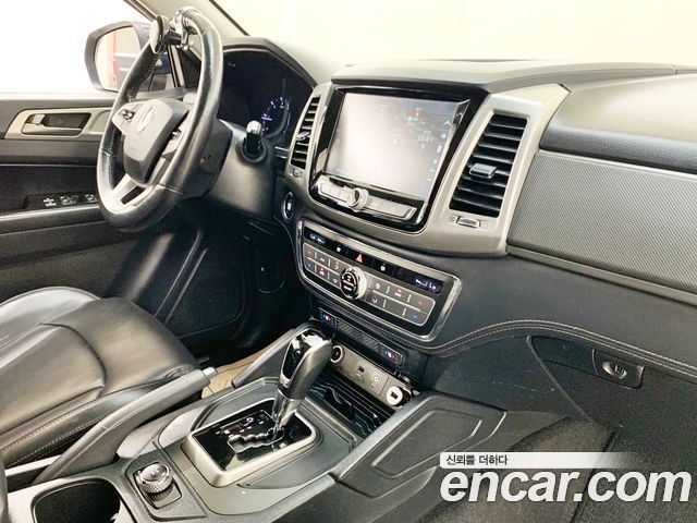 KG Mobility Rexton 2018 — photo 10