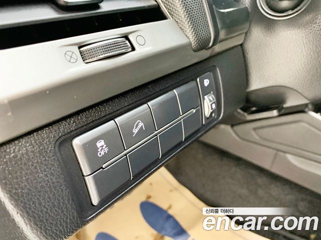 KG Mobility Rexton 2018 — photo 17