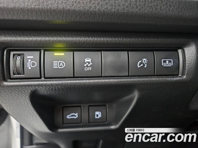 Toyota Camry 2025 — photo 10