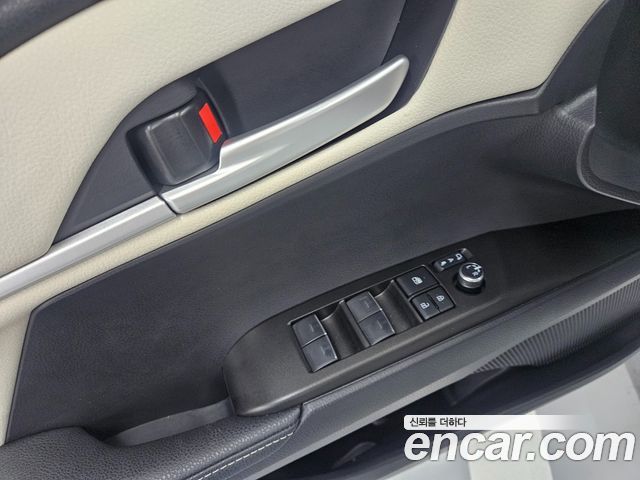 Toyota Camry 2025 — photo 12
