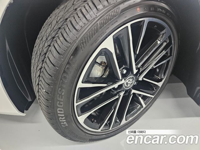 Toyota Camry 2025 — photo 18