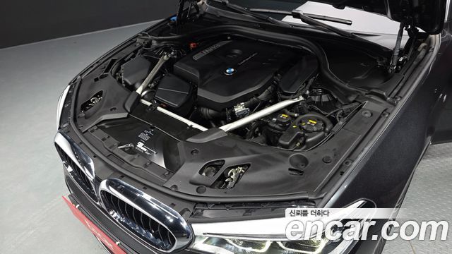 BMW 5-Series 2018 — photo 6