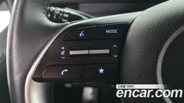 Hyundai Staria 2025 — photo 23