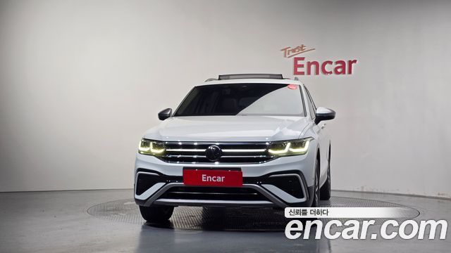 Volkswagen Tiguan 2023 — photo 3