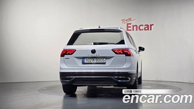 Volkswagen Tiguan 2023 — photo 4