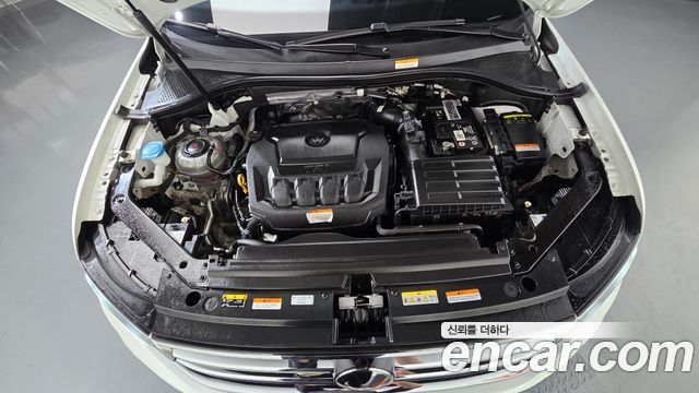 Volkswagen Tiguan 2023 — photo 6