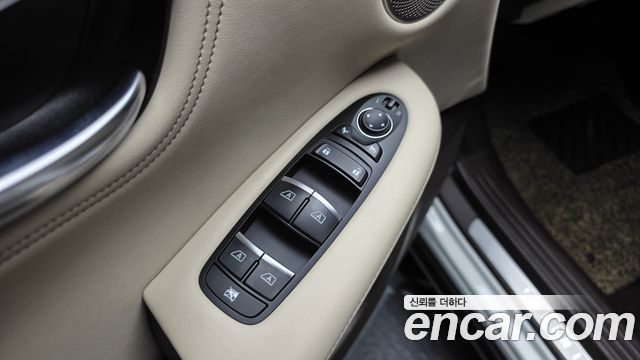Infiniti QX50 2019 — photo 37