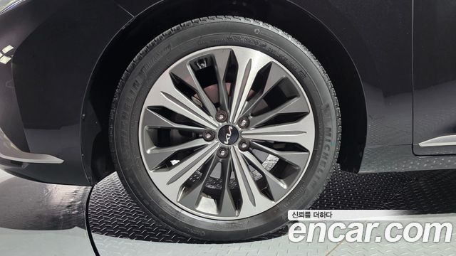 Kia K8 2022 — photo 5