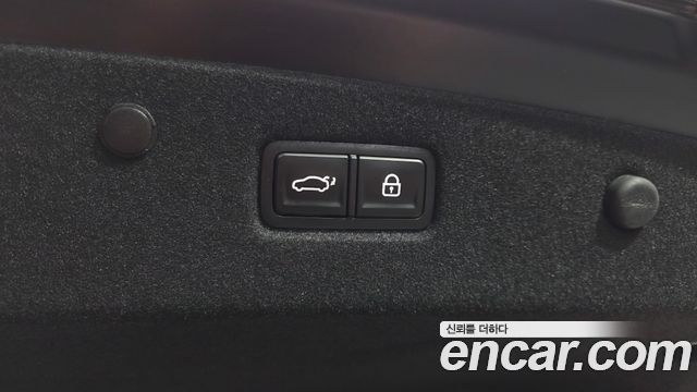 Kia K8 2022 — photo 26