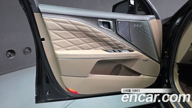 Kia K8 2022 — photo 14