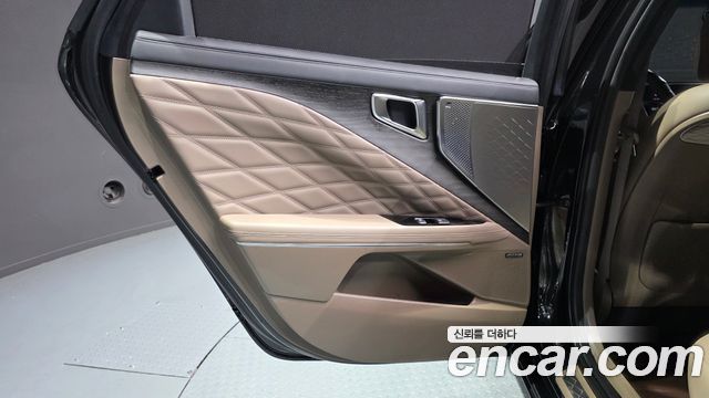 Kia K8 2022 — photo 15