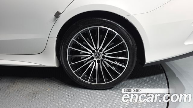 Mercedes-Benz CLS-Class 2023 — photo 7