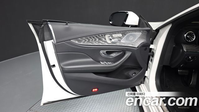 Mercedes-Benz CLS-Class 2023 — photo 14