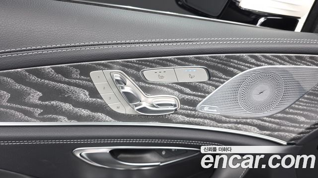 Mercedes-Benz CLS-Class 2023 — photo 32