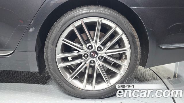 Kia K9 2020 — photo 7
