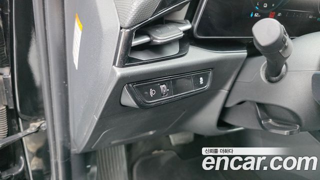 Kia Niro 2023 — photo 12