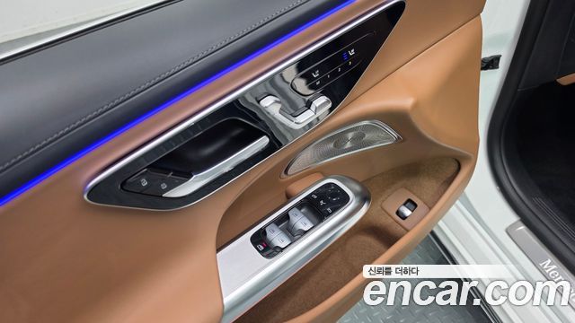 Mercedes-Benz E-Class 2024 — photo 25