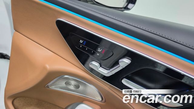 Mercedes-Benz E-Class 2024 — photo 26