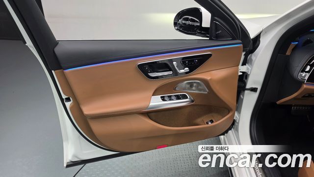 Mercedes-Benz E-Class 2024 — photo 14