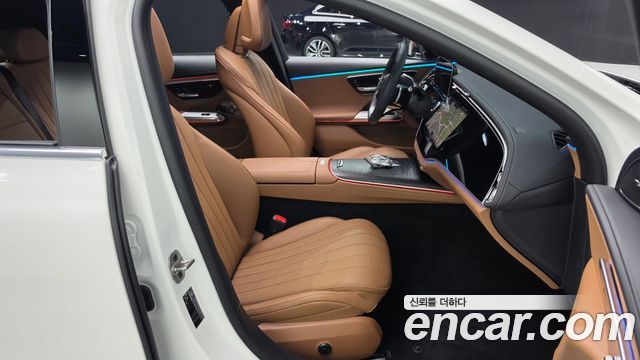 Mercedes-Benz E-Class 2024 — photo 16