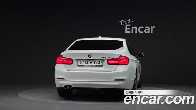 BMW 3-Series 2018 — photo 4