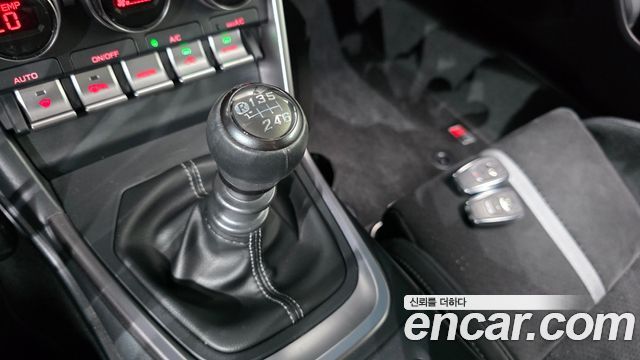 Toyota 86 2023 — photo 12