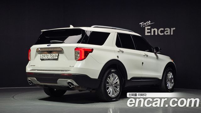 Ford Explorer 2020 — photo 2
