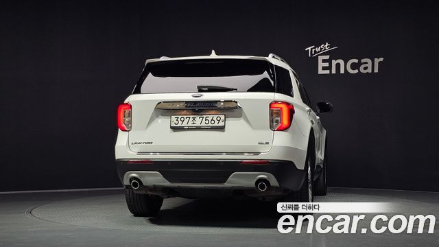 Ford Explorer 2020 — photo 4