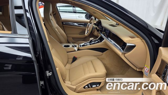 Porsche Panamera 2017 — photo 17