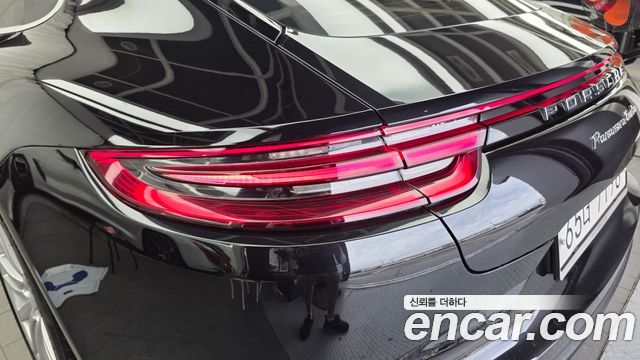 Porsche Panamera 2017 — photo 9