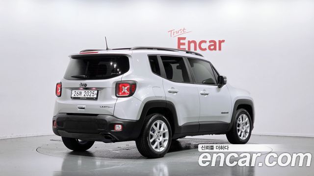 Jeep Renegade 2019 — photo 2