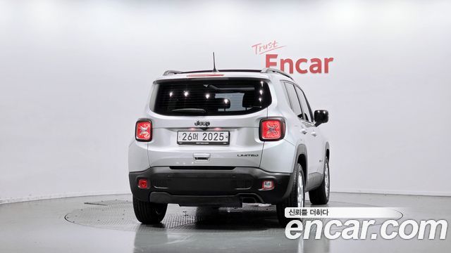 Jeep Renegade 2019 — photo 4