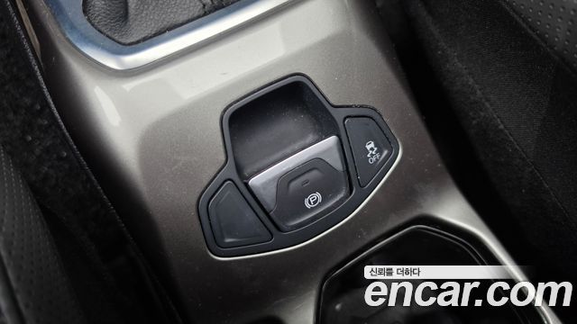 Jeep Renegade 2019 — photo 28