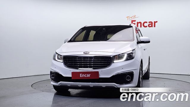 Kia Canival 2018 — photo 3
