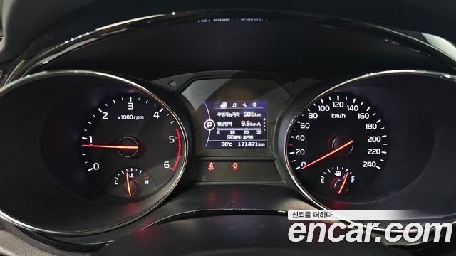 Kia Canival 2018 — photo 8