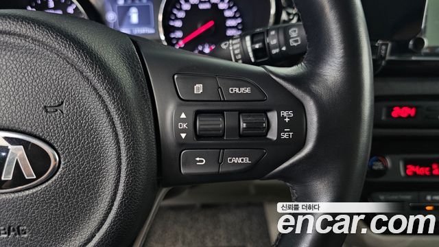 Kia Canival 2018 — photo 14