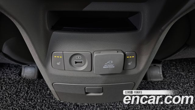Kia Canival 2018 — photo 19