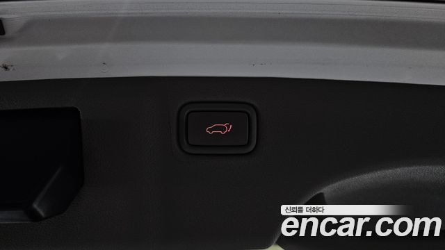 Kia Canival 2018 — photo 20