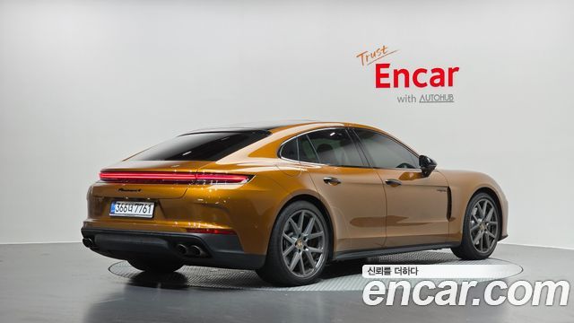 Porsche Panamera 2025 — photo 2