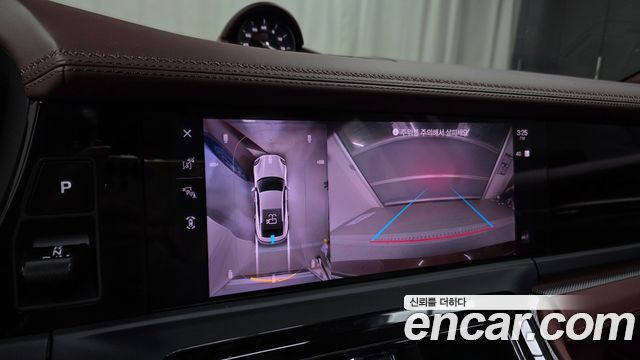 Porsche Panamera 2025 — photo 23